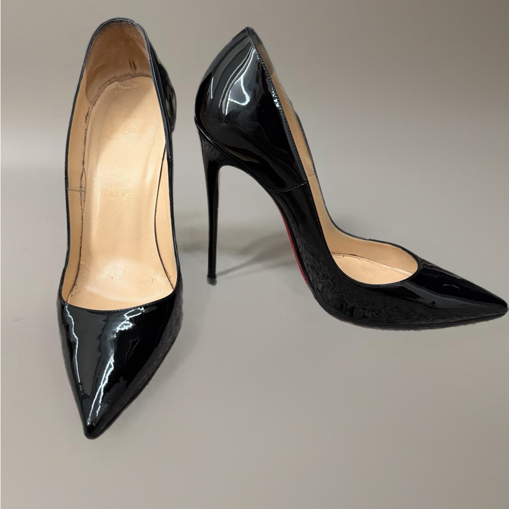 Christian Louboutin so kate pumps